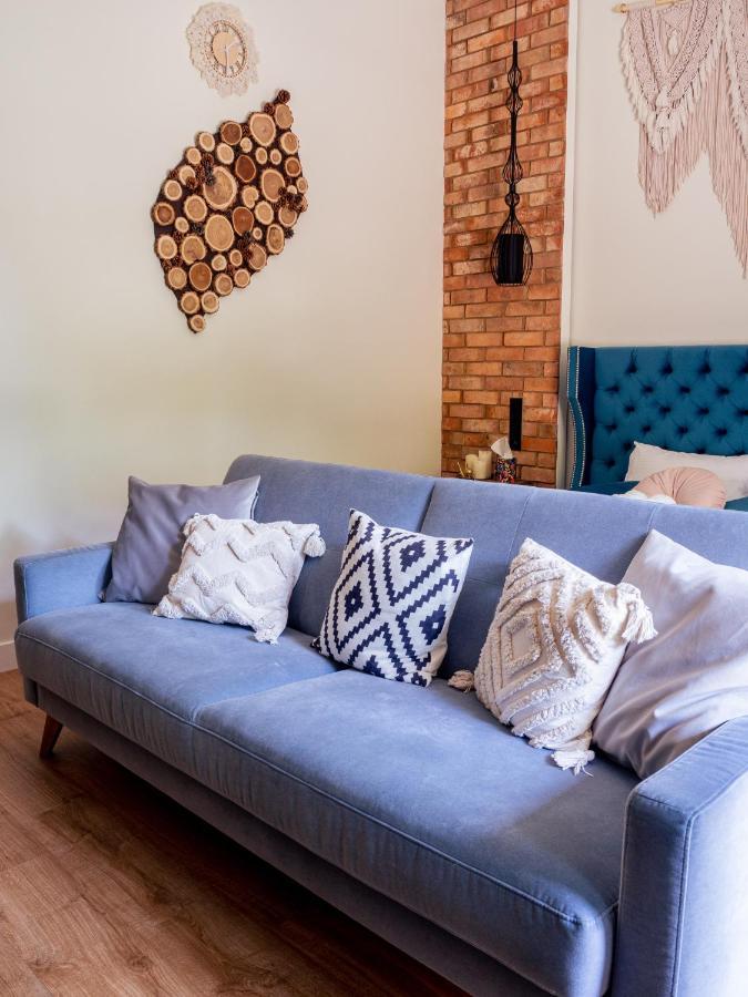 Brick Castle - Apartament Ulrich วรอตซวาฟ ภายนอก รูปภาพ